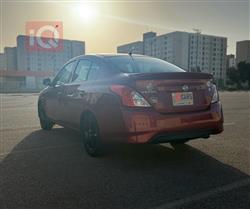 نيسان فيرسا